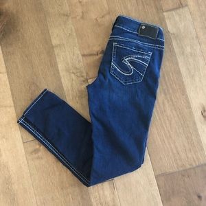 Silver SUKI Mid Skinny jeans.  W28/L31.